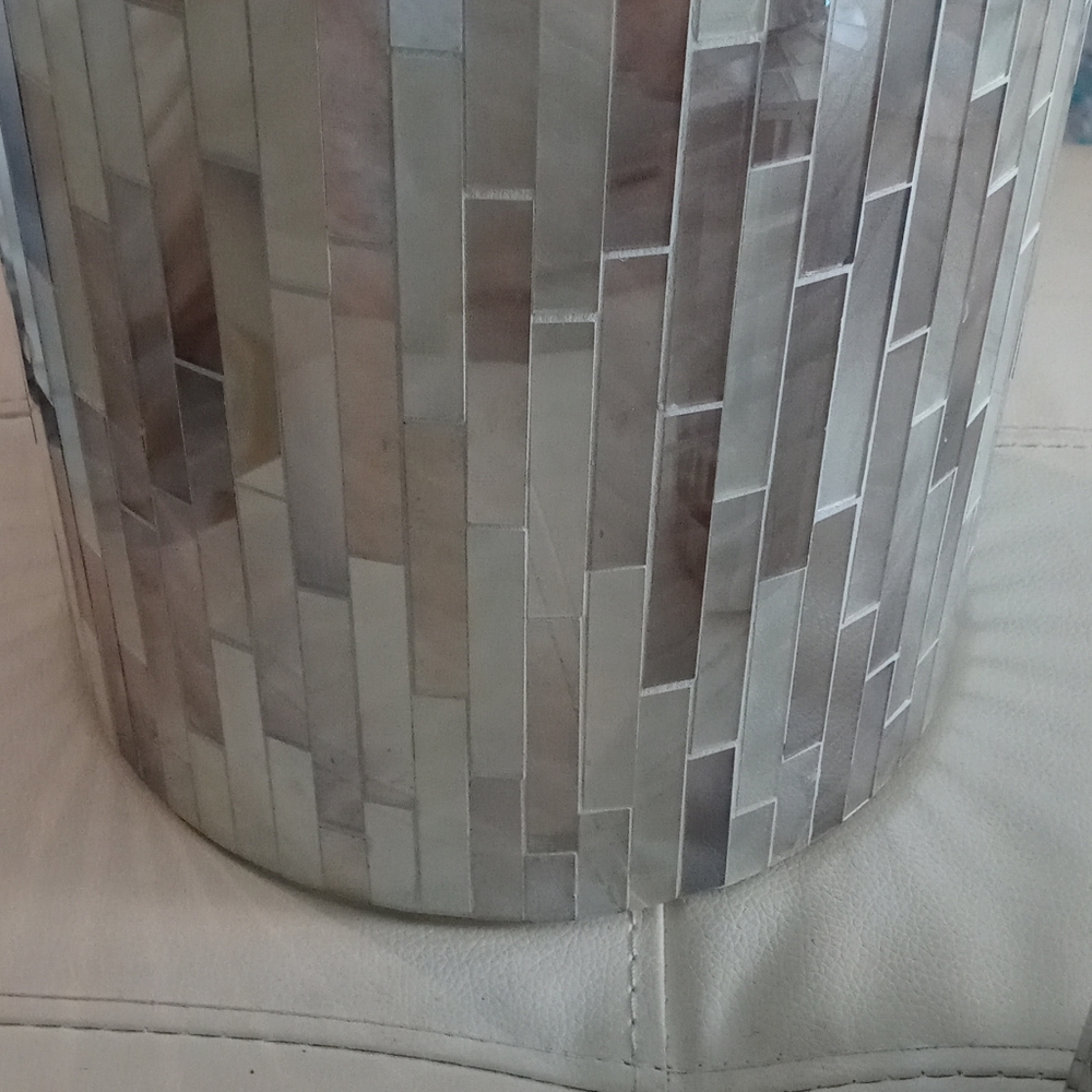Bathroom set Glass Tile soap dispenser and trash can - Picture 4 of 4